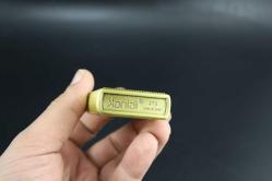 GOLD METAL BENZİNLİ KABARTMALI ÇAKMAK SIFIR SIFIR  BÖYLESİ COK ZOR GELİR BAKMAYAN PİŞMAN OLUR KOLLEKSİYON SERİ (YENİ RAF--36