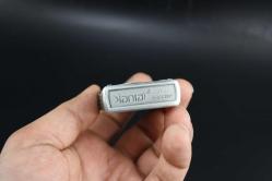 SİLVER  METAL BENZİNLİ KABARTMALI ÇAKMAK SIFIR SIFIR  BÖYLESİ COK ZOR GELİR BAKMAYAN PİŞMAN OLUR KOLLEKSİYON SERİ (YENİ RAF--63