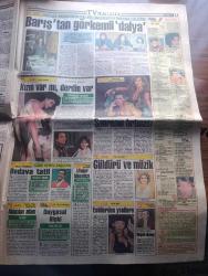 Milliyet Gazetesi - Turkish Newspaper - 3 Mart 1991 - siyasetteki iyi işaretler yazan Altan Öymen Başmakale - Semra Özal günü - ANAP'ta düğümü il başkanlığı seçimi çözecek - Bedrettin Dalan hakimiyet Özal ailesinin elinde dedi - Turgut Özal ABD'nin göz bebeği - Güney Irak'ta Saddam'a İsyan havası - Lice'de PKK ateş açtı 1 bekçi şehit - eczacılar ile Doktorlar karşı karşıya - Özgür Basra Cumhuriyeti - Milliyet fikir fırtınası - Sakıp Sabancı - Efe Özal borsa şirketi satın aldı - Kırcaali'de Türkçe sıkıntısı - Kürtçe yasasına komisyonda engel - Cumhurbaşkanı Turgut Özal Kürtler kültürel haklara sahip olacak dedi - zor ölüm 2 başrolde Bruce Willis Şişli site sinemasında - Bülent Ersoy Nil Ünal ve İbrahim Tatlıses Taksim büyük maksim'de - TDKP operasyonu tamam - kolombiya'da gerillalar silah bıraktı - Profilo - Turhan Selçuk karikatür - Halkın Emek Partisinde kriz - Körfez savaşı yazan E. Amiral Yılmaz Usluer Yazı Dizisi - Yıldırım Akbulut kongre'ye katılmıyor - Barış Manço 7'den dalya