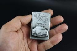 SİLVER  METAL BENZİNLİ KABARTMALI ÇAKMAK SIFIR SIFIR  BÖYLESİ COK ZOR GELİR BAKMAYAN PİŞMAN OLUR KOLLEKSİYON SERİ (YENİ RAF--72