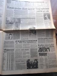 Güneş Gazetesi - Turkish Newspaper - 22 Nisan 1989 - Turgut Özal cumhurbaşkanlığı'na adaylığı konusuna açıklık getirdi ben paratonerim - Süleyman Demirel işçi direnişini destekledi - İstanbul büyükşehir Belediye Başkanı Nurettin Sözen UYUM'da usulsüzlük var 18 villa yıkılacak Fotoğrafı - sahne yasağının kalkmasından sonra gazinolarda boy gösteren Bülent Ersoy vergi şampiyonu oldu fotoğraf - Selahattin Beyazıt vergi milyarderi - Türk Nazi çatışması - Sakıp Sabancı ameliyat olacak - ilk Türk uydusu 92'de atılacak - Göremenin Refah Partili Belediye Başkanı Cavit Kardeş turistlere savaş açacak Fotoğrafı - kültür bakanı Namık Zeybek - Beşiktaş'ın efsane adamı Hakkı Kaptan yazan Güven Taner - Devlet bakanı Saffet Sert Etibank tayinlerine el attı - Sağın alternatifi sağ mı yazar İsmail Cem - Küçük Ceylan Küçük Emrah'a vergilerde fark attı Fotoğrafı - Fuzuli ve Leyla Ve Mecnun'u - TBKP yöneticileri Haydar Kutlu ve Nihat Sargın davasında olay - Mehmet Keçeciler ile Necmettin Erbakan kucaklaştı