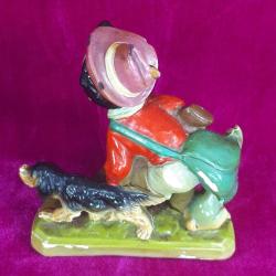 ANTİKA AVRUPA AVCI ÇOCUK EL BOYAMA ALÇI BİBLO