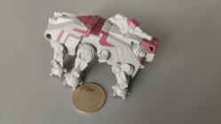 2011 YILI MC DONALDS STARWARS KLON SAVAŞLARI 4 AT-TE KURMALI YÜRÜYEN SAVAŞ MAKİNASI HALİYLE  KULLANILMIŞ