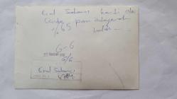 EROL SABANCI'NIN ORİJİNAL FOTOĞRAFI - 18 x 12 cm EBADINDA - AKBANK YÖNETİM KURULU İKİNCİ BAŞKANI EROL SABANCI KENDİ OTELİNDE YATAKLARI KONTROL EDERKEN ÇEKİLMİŞ BİR KARE