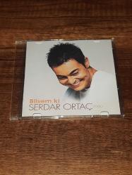 SERDAR ORTAÇ 2000 - BİLSEM Kİ  --DÖNEM BASKISI MÜZİK CD Sİ-(AÇIKLAMAYI OKUYUNUZ)