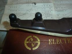 ÜNİVERSAL 808 ELEKTRONİK AKUPUNKTUR CİHAZI SAĞLAM KUTUSUNDA+KULLANMA KLAVUZU FOTOKOPİSİ+2 ADET PİL