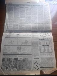 Güneş Gazetesi - Turkish Newspaper - 22 Ekim 1990 - şairlerden birleşme çağrısı - Can Yücel şairler Cumhuriyeti'nin kurulmasında öncülük edenlerin başında geliyor fotoğraf - Orta çağda şairler- Mis sokakta açılacak olan ve Ocak ayında yitirdiğimiz şair Cemal Süreyya'nın adı verilen şiir bayii - yeni çıkan kitaplar - Sudaki Anka yazan Tuğrul Tanyol - ölümsüzlük yazan Milan Kundera - Türkiye'de toplum ve siyaset yazan Şerif Mardin - belgelerle Opera ve Balemiz yazan Jak Deleon - sosyal yayınlarda imza ve söyleşi günleri - bu hafta ne okudular - Alev Sezer bugünlerde Richard Bach'ın Bir ve Bekir Yıldız'ın darbe adlı kitaplarını okuyor - Brunello İle Somezi konser salonunda - Cemal Reşit Rey - darbelerin ekonomisi kitabı yazan Mehmet Altan - yüreğimin Orta yeri sinema yazan Atilla Dorsay - Cam Fanusun altında yazan Ananis Nin - Başbakan Yıldırım Akbulut terörün islamisi olmaz - bölge bakanlar havaya girdi - İstanbul büyükşehir Belediye Başkanı Nurettin Sözen bombayı patlattı