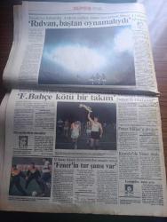 Güneş Gazetesi - Turkish Newspaper - 26 Ekim 1990 - İmam hatipler büyüyor - kaynaklar bakanı Fahrettin kurt istifa yok dedi - meclis türbanı kabul etti - TRT genel müdürü Kerim Aydın topun ağzında - Asil Nadir saçmalık belgeleri elimde - Kıbrıs'ta Rauf Denktaşsız çözüm olmaz - karaköy'ün genelevlerine yol göründü - Türk astronotu yol parası bulamadı - Maliye Bakanı Adnan Kahveci'yi dolandırmaya çalıştılar - Deniz Baykal'ın silahı Baykala döndü - TİKKO davasında sanıklara dayak - Benazir Butto sandıkta hizmete uğradı - Körfez krizi Kıbrıs ve Asil Nadir yazan Cengiz Çandar - Anais Nin'in 1944 de yayınlanan cam fanusun altında adlı kitabı Türkçede fotoğraf - merakla beklenen oyun Theope - Çılgın Orton yazan Haldun Dormen - Fenerbahçe'nin Atalanta yenilgisi sonrası ortak fikir Rıdvan Dilmen baştan oynamalıydı - Galatasaray teknik direktörü Mustafa Denizli Fenerbahçe'nin turu şansı var dedi - yenilgiden daha acısı yazan Bedri Baykam - teniste Agassi şoku - Hafız Süleymanoğlu kampta