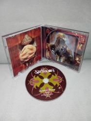 Cd Satyricon nemesis divina 1996. Orijinal. Yabancı baskı. Dinlemeyi etkilemeyen yoğun çizikler var. Sorunsuz çalışıyor. NADİR