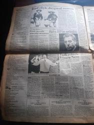 Cumhuriyet Gazetesi - Turkish Newspaper - 25 Nisan 1991 - Kürdistan yurtseverler Birliği lideri Talabani sığınmacılara evlerine dönmeleri için çağrı yaptı - Kürtler Saddam'la anlaştı - sığınmacılar için kamp yerini Turgut Özal önerdi - Boris Yeltsin Gorbaçov geriye dönemez - SHP DYP farklı Ses - Turgut Özal'dan tehdit THY Kapanır - Yalabık yazan Uğur Mumcu - Sezarın hakkı yazan İlhan Selçuk - 8. Ankara sanat festivali - Baba 3 filminin setinden Al Pacino Fotoğrafı - Aşiyan müzesine 250 milyonluk makyaj - Orhan Pamuk fotoğraf - Kayahan konseri Hilton'da - Ahmet Arif Rahmi Saltuk İstanbul konseri - Koç holdinge bağlı  işyerleri bombalandı - 80 yıllık Çınar Rıfat Ilgaz yazan Necati Güngör Yazı Dizisi - Galatasaray'ın hedefi Avrupa - Mustafa Denizli - Yugoslav teknik direktör Tomislav İviç Fenerbahçe'ye gelebilirim dedi - Eczacıbaşı bayan voleybol takımı antrenörü Cengiz Göllü fotoğraf - Ankaragücü kalecisi Zalad Beşiktaş çok disiplinli dedi Fotoğrafı - Trabzonspor arayış içinde