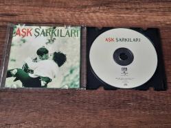 AŞK ŞARKILARI-SEZEN AKSU/SERDAR ORTAÇ/KERİM TEKİN ve DİĞERLERİ --ESKİ DÖNEM BASKISI MÜZİK CD Sİ-(AÇIKLAMAYI OKUYUNUZ)