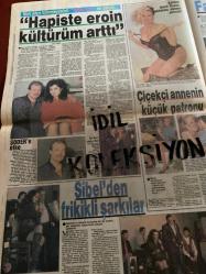 HAFTA SONU DERGİ - GAZETESİ DOĞUM GÜNÜ HEDİYESİ (TURKİSH -MAGAZINE - NEWSPAPER) - TAM TAKIM 8 SAYFADIR - 24 MART 1989 - Sayı:12 -Hakan Ural-Sibel Can-Hülya Avşar-Songül Ülkü-Nazan Şoray-Neriman Köksal-Devlet Devrim-Fikret Hakan-Levent Kırca-Bülent Ersoy-İzzet Günay-Gordon Milne-Metin Akpınar-Doğan Çakıroğlu-Claudia Brokman-Yaşar Değirmenci-Kadir İnanır-Huri Sapan-Şehnaz Dilan-Safa Önal-Küçük Emrah-Şehnaz Dilan-Diler Saraç-Gökhan Mete-Can Apa-Seden Kızıltunç-Yıldır Orgaç-Neval Çavlin-Zeynep Arsoy-Nesli Özsoy-Nuri Alço ve karısı Yasemin-Ahu Tuğba-Sibel Egemen-Müjdat Gezen-Cenk Koray-Cem Özer-Elma Kabare-Belcis Başaran-Timur Selçuk-Arzu Ece-Vedat Sakman-Sarper Semiz-Yüksel Uzel-Aytaç Ülgen-Tuğrul Ülgen-Gazi Yaşargil-Asım Ekren-Osman Bayşu-interteks