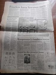 Cumhuriyet Gazetesi - Turkish Newspaper - 8 Şubat 1991 - dünyada terör dehşeti - Londra'da Savaş kabinesine havan topu - incirlik'te görevli Amerikalı öldürüldü - Bağdat Kuveyt hattına darbe - ABD Dışişleri Bakanı James Baker'ın Orta Doğu planı geniş yankı uyandırdı - Kıbrıs raporu öncesi randevu - Amerikalı'ya saldırıyı Dev Sol üstlendi - Paris yasası yazan Uğur Mumcu - Washingtonun bakışı yazan Hasan Cemal - Bülent Ecevit Cumhuriyet için yazdı İnsan mı Petrol mü - idam cezası kaldırılmalı yazan Melih Cevdet Anday - Turgut Özal'a Şeref dostu ünvanı - Haydar Arman adlı vatandaşın işkence sonucu öldürüldüğü ileri sürüldü - SHP'de platform savaşı - DYP'de Parti Okulu - Stephen King'in yapıtından sinema aktarılan Misery sinemalarda Fotoğrafı - Hakkari devlet hastanesinin arka bahçesinde Sahra hastanesi böyle kuruldu fotoğraf - İstanbul belediyesi şehir tiyatroları - ABD yönetimi Kürt örgütleri ile temas yasak - Kuveyt harekatı savaş haritası - Fenerbahçe otelden kurtuluyor - Milan