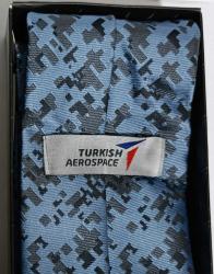 TÜRK HAVACILIK VE UZAY SANAYİİ (TUSAŞ) / TURKISH AEROSPACE ÖZEL KUTUSUNDA AMBLEMLİ KRAVAT