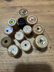 Antika  Ören bayan Orijinal Koleksiyonluk Dikiş Makaraları  Ahşap 11 Adet Plastik 2 Adet