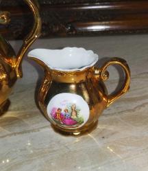 19777-MADE IN JAPAN DAMGALI FRAGONARD ALTIN YALDIZ PORSELEN DEMLİK+SÜTLÜK