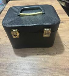 Vintage Fransız tarzı makyaj çantası, siyah vinil seyahat çantası, sert deri 24x17x15 cm