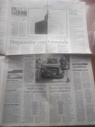 Cumhuriyet Gazetesi - Turkish Newspaper - 25 Aralık 2002 - Irak zirvesinde Amerika'nın isteklerine karşın Türkiye'nin önerileri saptandı - Cumhurbaşkanı Ahmet Necdet Sezer'den vekillere yasalarda nesnel olun - Barzani'den Ankara'ya tavır - AKP türban ve Irak kıskacında - Bülent Ecevit uyardı can kaybı çok olur - emeklinin çilesi bitmiyor - iktidardan Kemal Gürüz'e gözdağı - Hablemitoğlu'na sıkılan kurşun yazan İlhan Selçuk - bergamalılar yargı karşısında - Recep Tayyip Erdoğan paketi yeniden - Başbakan Abdullah Gül Necip Hablemitoğlu suikasti ile yakından ilgileniyoruz - Abdullah Öcalan dosyası yerel mahkemede - Deniz Baykal AKP'nin boş söylemle iktidar olduğunu söyledi - Filistin'de işgal altında Noel kutlaması - AYGAZ'dan İngiltere'ye ihracat - Türkiye yazarlar Sendikası başkanı Cengiz Bektaş'a Romanya'dan ödül - Fazıl Say Ve Cihat Aşkın Fotoğrafı - Bir yudum hayatın bu haftaki bölümünde Yıldız Kenter - Galatasaray sallandı ama yıkılmadı - Fenerbahçe'de Revivo kıymete bindi