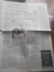 Cumhuriyet Gazetesi - Turkish Newspaper - 25 Aralık 2002 - Irak zirvesinde Amerika'nın isteklerine karşın Türkiye'nin önerileri saptandı - Cumhurbaşkanı Ahmet Necdet Sezer'den vekillere yasalarda nesnel olun - Barzani'den Ankara'ya tavır - AKP türban ve Irak kıskacında - Bülent Ecevit uyardı can kaybı çok olur - emeklinin çilesi bitmiyor - iktidardan Kemal Gürüz'e gözdağı - Hablemitoğlu'na sıkılan kurşun yazan İlhan Selçuk - bergamalılar yargı karşısında - Recep Tayyip Erdoğan paketi yeniden - Başbakan Abdullah Gül Necip Hablemitoğlu suikasti ile yakından ilgileniyoruz - Abdullah Öcalan dosyası yerel mahkemede - Deniz Baykal AKP'nin boş söylemle iktidar olduğunu söyledi - Filistin'de işgal altında Noel kutlaması - AYGAZ'dan İngiltere'ye ihracat - Türkiye yazarlar Sendikası başkanı Cengiz Bektaş'a Romanya'dan ödül - Fazıl Say Ve Cihat Aşkın Fotoğrafı - Bir yudum hayatın bu haftaki bölümünde Yıldız Kenter - Galatasaray sallandı ama yıkılmadı - Fenerbahçe'de Revivo kıymete bindi