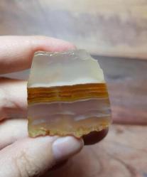 Şeffaf Bantlı Akik Çifti – Hardal Sarısı Bantlar | Doğal Katmanlı Plaj Manzaralı Kalsedon - Ağırlık: 70g - Benzersiz Koleksiyonluk Nadir Parça