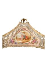 MEISSEN DAMGALI – 19. YÜZYIL AJURLU PORSELEN SUNUMLUK | BRONZ MONTÜRLÜ, EL BOYAMA PASTORAL SAHNE