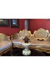 53 cm boyunda Fransız Opalin üzeri el boyaması gaz lambası