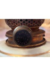 53 cm boyunda Fransız Opalin üzeri el boyaması gaz lambası