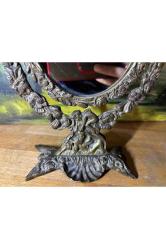 antika Pirinç makyaj aynası 26 cm 16 cm ölçülerinde