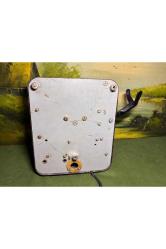 Antika kırmızı renkli çevirmeli avrupa duvar telefonu