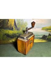 1980 ler alman Geska ahşap kahve değirmeni 13 cm 6,5 cm 19 cm ölçülerinde