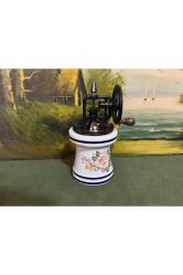 Opalin camlı kahve karabiber değirmeni 18 cm boyunda 9 cm çapında