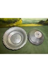 19 cm çapında 9,5 cm yüksekliğinde antika bakır kapaklı yemek tası