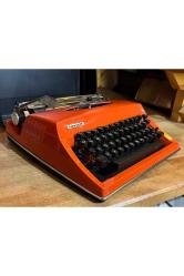 favorit çantalı daktilo - bakımları yapılmış sorunsuz çalışır durumda