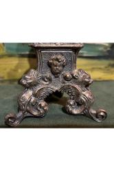 12,5 cm boylarında bir çift Avrupa pirinç şamdan