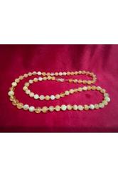 17,5 gram damla kehribar kolye - taneler ortalama 6 mm çapında açık halde toplam uzunluk 64 cm