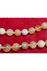 17,5 gram damla kehribar kolye - taneler ortalama 6 mm çapında açık halde toplam uzunluk 64 cm