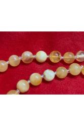 17,5 gram damla kehribar kolye - taneler ortalama 6 mm çapında açık halde toplam uzunluk 64 cm