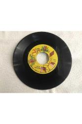 Ayla Dikmen - Ay Kız Adın Yamandır - Niksarın Fidanları