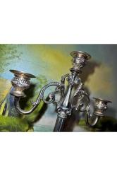 30 cm boyunda Avrupa pirinç ve porselen’den şamdan