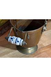 Antika bakır ve pirinç ten kömür kovası