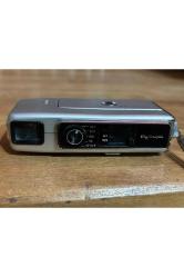 minolta - 16 mg-s casus kamera - sorunsuz  çalışır durumda - koleksiyonluk