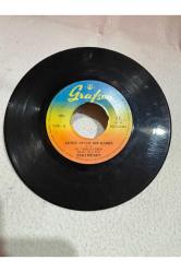 Zeki müren - emin ettim - senede bir gün  - plak 7 puan