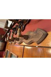 82 cm uzunluğunda gerçek Karaca ayaklarından askılık