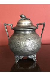 Çiçek motifli Gümüş kaplama kapaklı şekerlik 15 cm boyunda