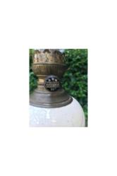 Fransız matador marka pirinç ve porselen gaz lambası 54 cm boyunda