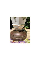 Fransız 50 cm boyunda porselen ve pirinç gaz lambası