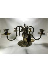 Avrupa pirinç şamdan 18,5 cm yüksekliğinde 33 cm genişliğinde