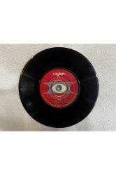 Aşık Fikret Ünal - Avrupadan Yurda Hasret - Kervan Geçmiyen Yolu Plak