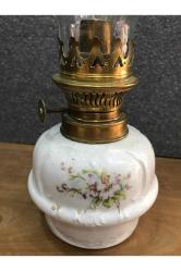 40 Cm Boyunda Fransız Gofreli Porselen Gaz Lambası