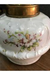 40 Cm Boyunda Fransız Gofreli Porselen Gaz Lambası